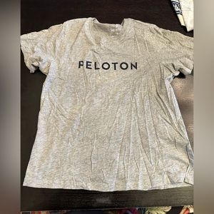 NWT Peloton Logo Tee Shirt size medium